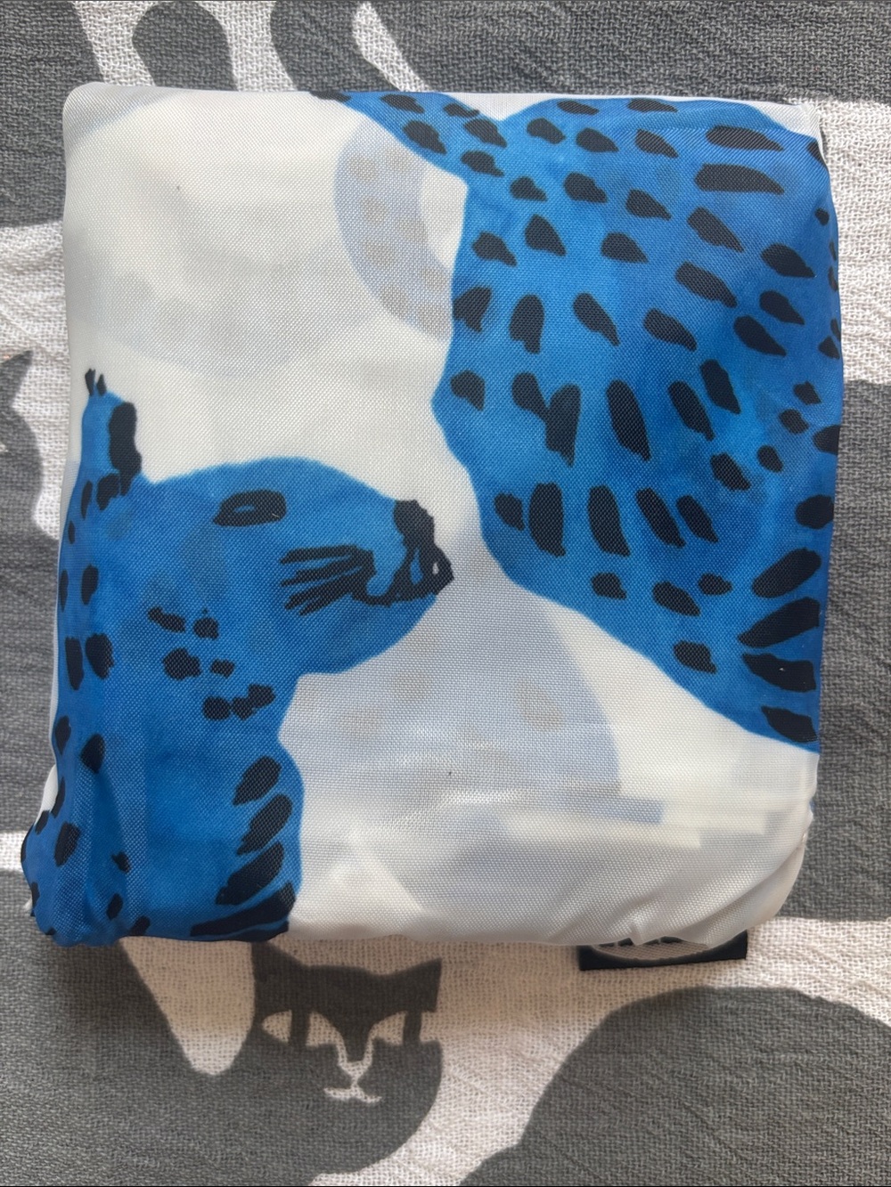 😸IKEA NWT SKYNKE Crazy Blue Cat reusable tote swirling blue felines Warhol-style